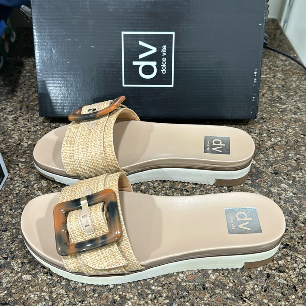 Dolce Vita Caster Raffia women’s 8.5
